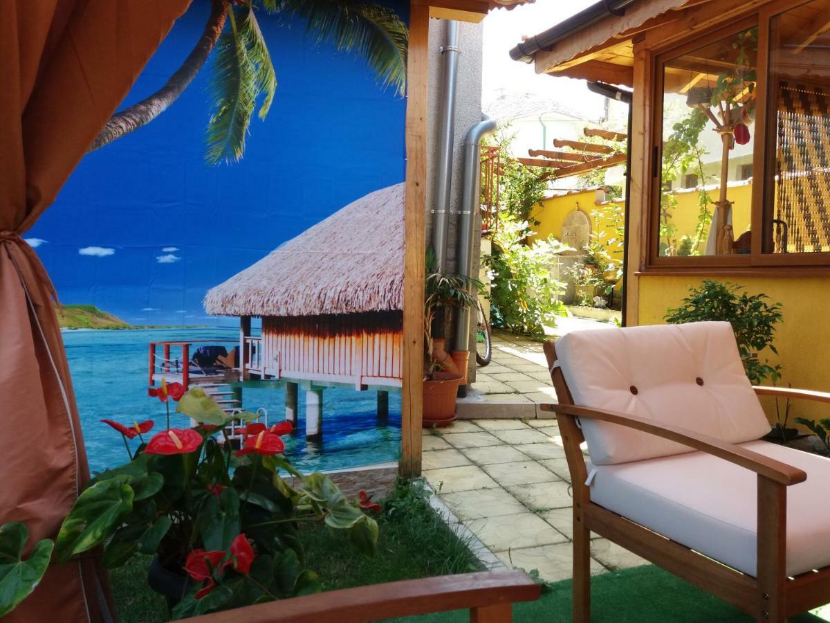 Vila Riviera Chernomorets Bagian luar foto